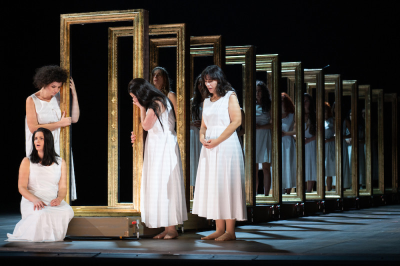 &quot;Dialogues des Carmélites&quot;, regia Emma Dante. Foto Fabrizio Sansoni