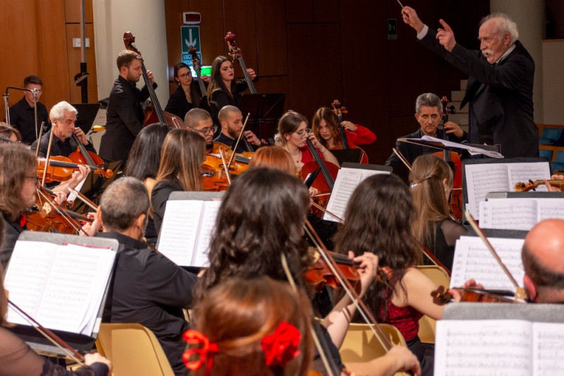 Orchestra Sinfonica di Matera, direttore Nicola Samale