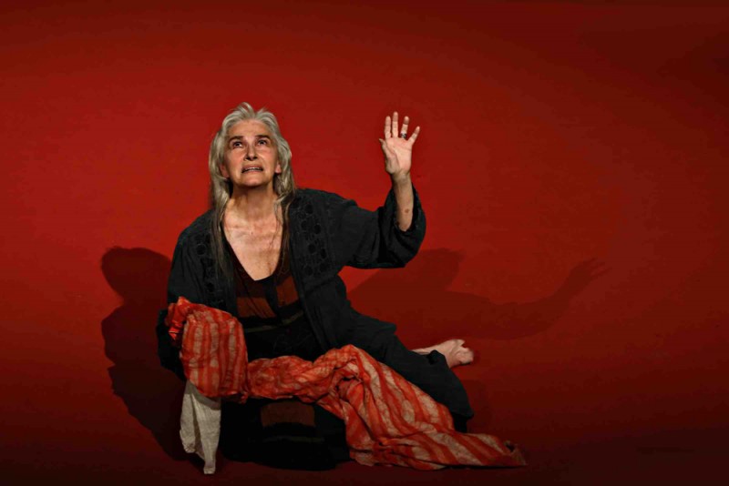 Ivana Monti in &quot;Ecube e le streghe - Castracagna, la strega del Po&quot;. Foto Roberto de Biasio