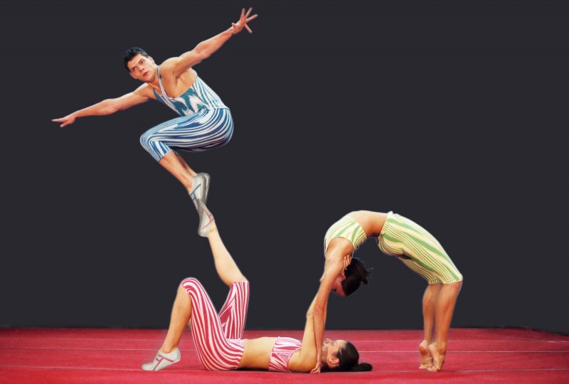 &quot;Aeros&quot;, coreografie Daniel Ezralow, David Parsons, Moses Pendleton