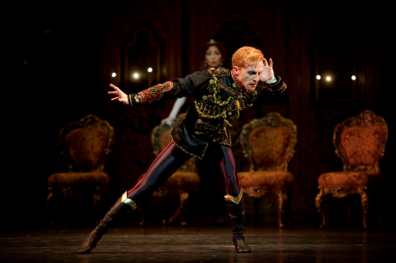 Steven McRae (Prince Rudolf) in &quot;Mayerling&quot;, coreografia Kenneth MacMillan. Foto  Alice Pennefather, ROH