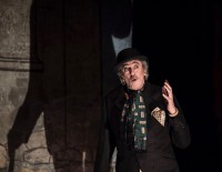 Mariano Rigillo in "Eden Teatro", regia Alfredo Arias. Foto Marco Ghidelli