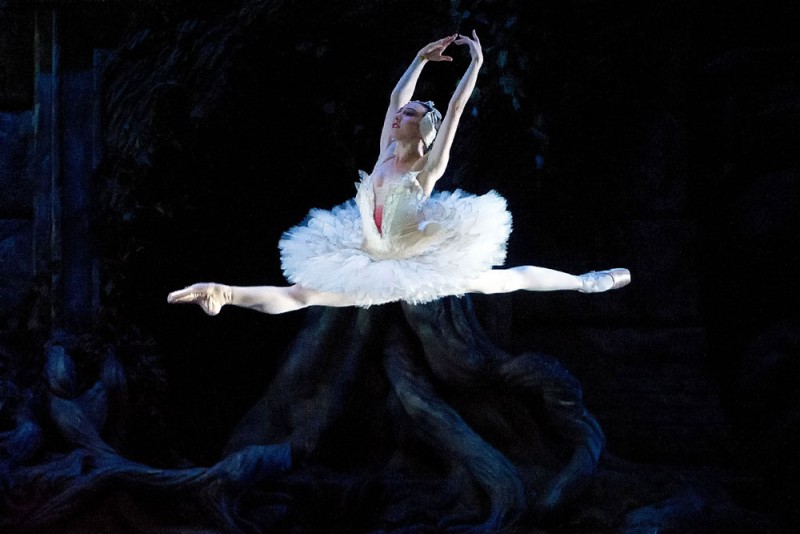 Isabella Boylston in Il lago dei cigni