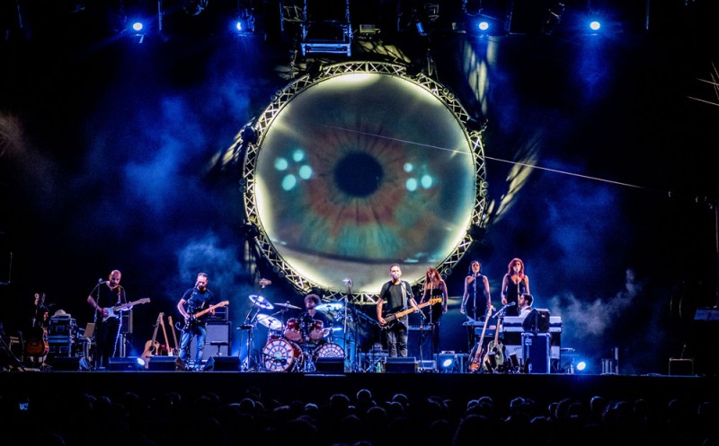 &quot;Shine! Pink Floyd Moon&quot;. coreografia Micha van Hoecke