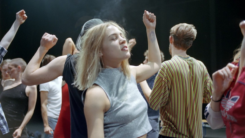 &quot;Crowd&quot;, ideazione, coreografia e scenografia Gisèle Vienne