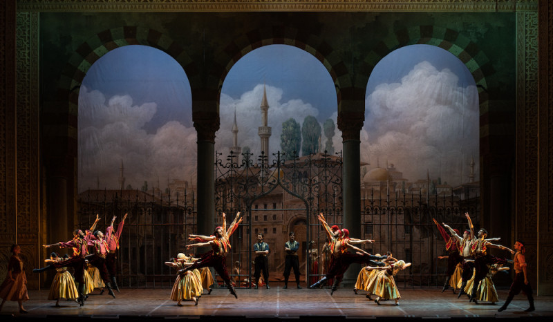 &quot;Il Corsaro&quot;, coreografia José Carlos Martínez.  Foto Fabrizio Sansoni, Opera di Roma 2022