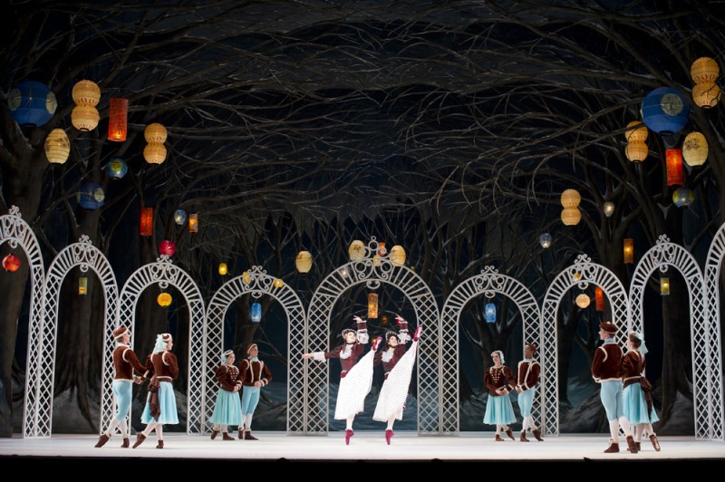 &quot;Les Patineurs&quot;. Artists of The Royal Ballet. Foto ROH, Bill Cooper, 2010