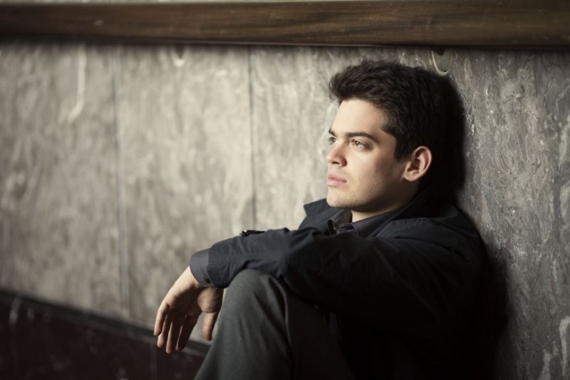 Lahav Shani. Foto Marco Borggreve