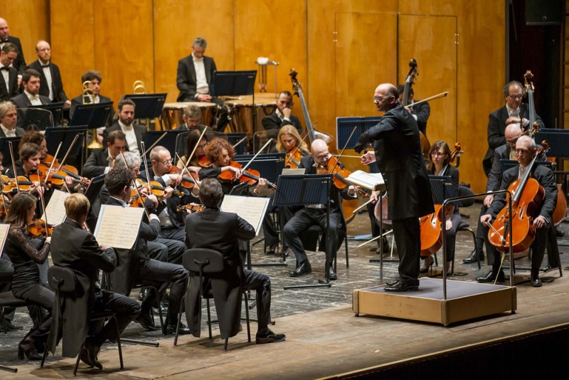 Orchestra Haydn di Bolzano e Trento, direttore d&#039;orchestra Hansjörg Albrecht
