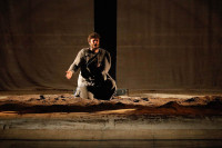 Lino Guanciale in "Napoleone. La morte di Dio", regia Davide Sacco. Foto Ivan Nocera